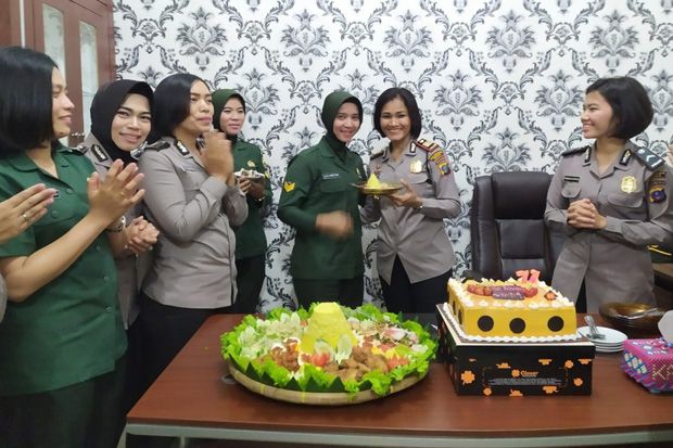 HUT Polwan, Kapolsek...