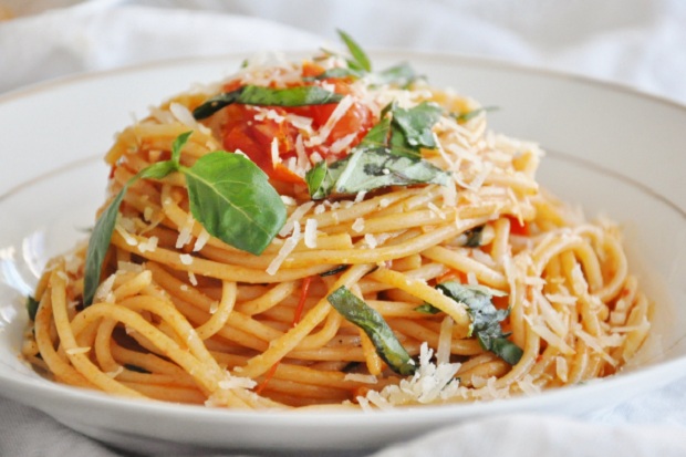 Yuk, Cicipi Spaghetti...