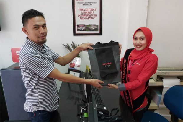 Sharp Indonesia Bagi-bagi...