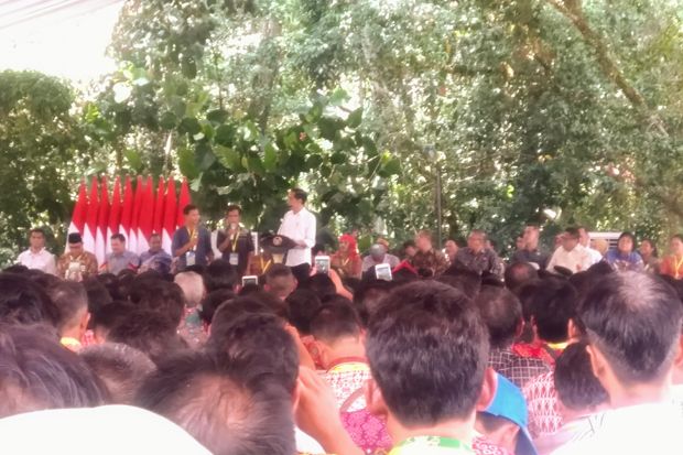 Ketika Jokowi Dibuat...