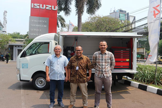 Isuzu Berikan Spesial...