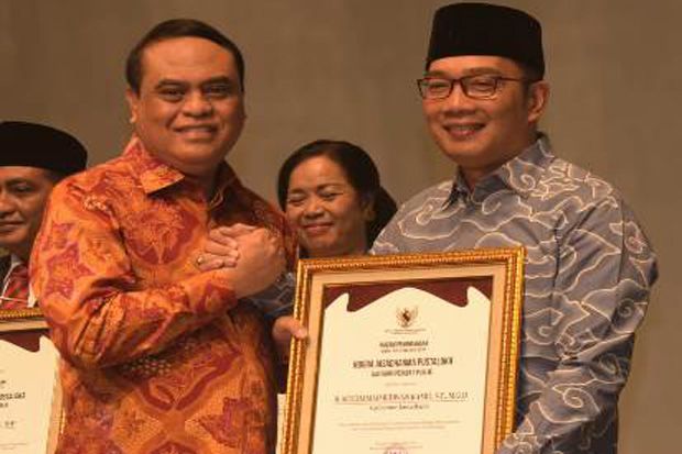 Gubernur Jabar Ridwan...