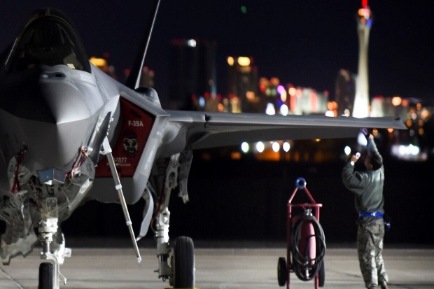 Jet F-22 dan F-35 AS...