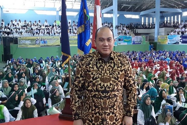 DPR Revisi UU KPK, Pengamat...