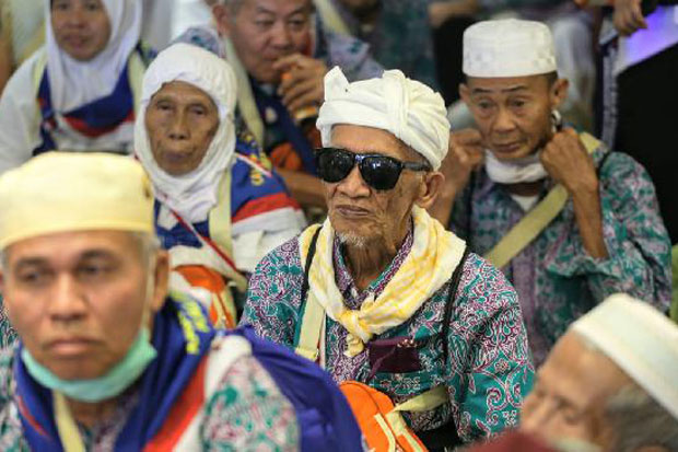 Puluhan Jamaah Haji...