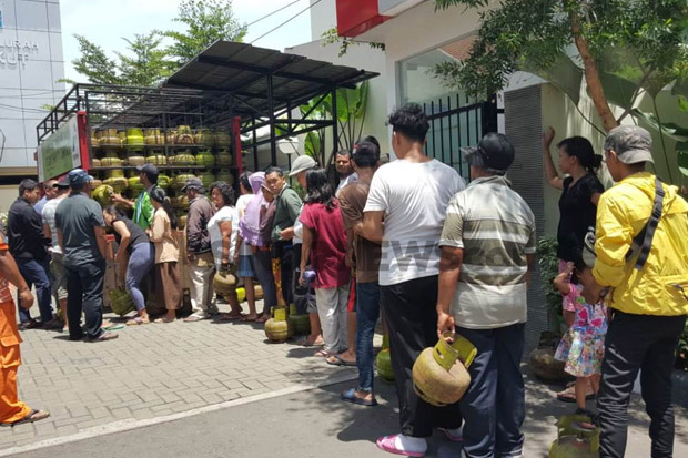 Angkutan Gas 3 Kg Protes...