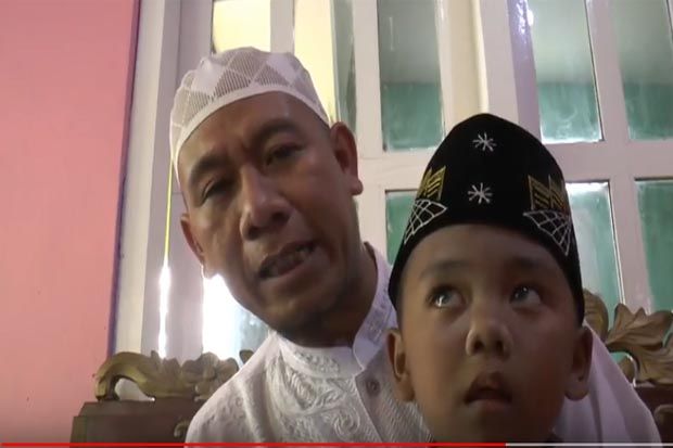 Unik, Bola Mata Bocah...