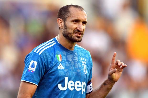 Absen 6 Bulan Chiellini...