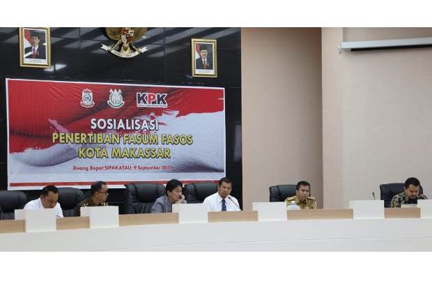 Pemkot Makassar Gandeng...
