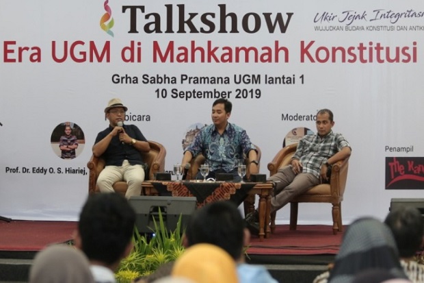 Prihatin dengan DPR,...