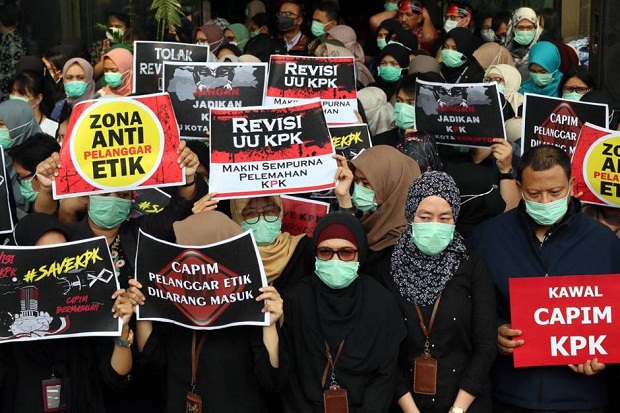 Dewan Pengawas Diharapkan...