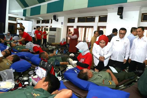 Pertama di Indonesia,...