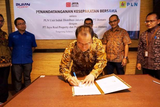PLN Pasok Listrik Ramah...