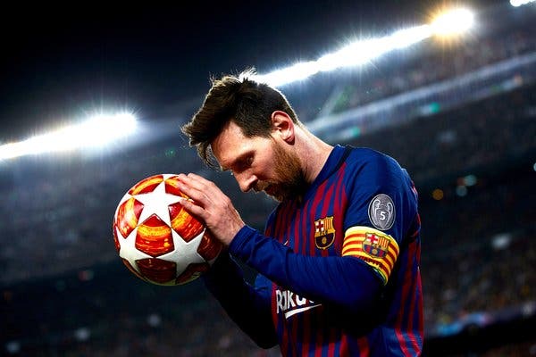 Messi Tegaskan Tak Berniat...