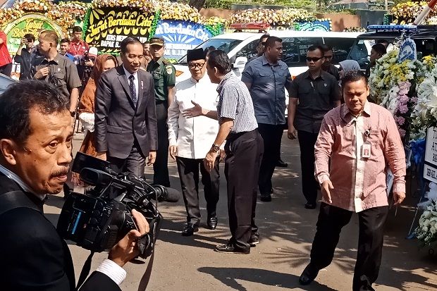 Berikan Penghormatan...