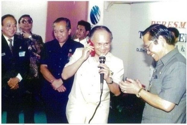 BJ Habibie, Bapak Teknologi...