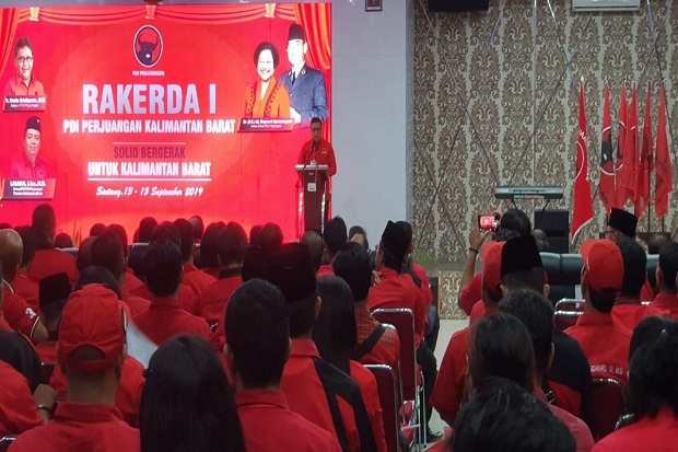 Megawati Minta Kader...