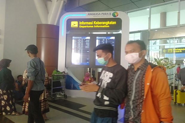 Asap Pekat, Penerbangan...
