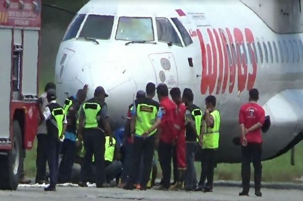20 Menit Mengudara Pesawat...