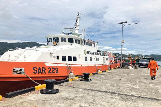 Patah Kemudi, Tim SAR...
