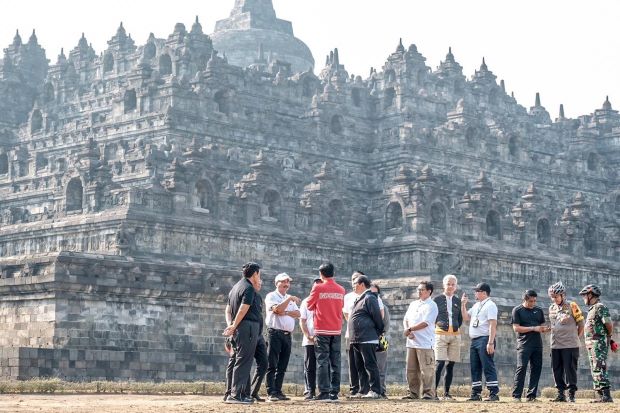 Borobudur Diklaim Yogyakarta,...