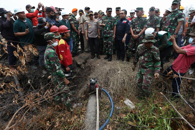 Besok, Hercules Bom...