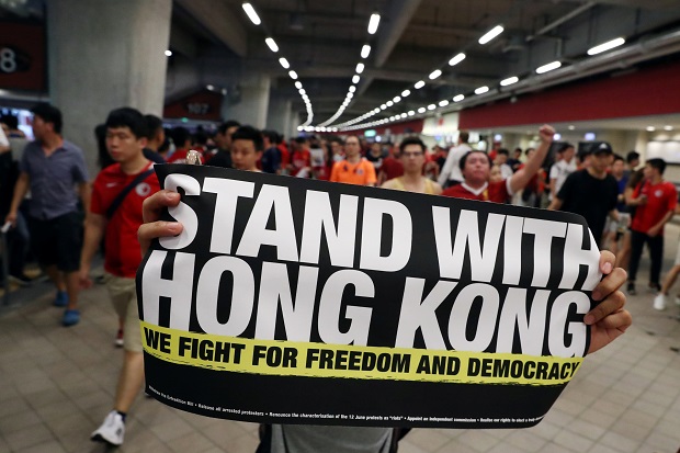 Demonstran Hong Kong...