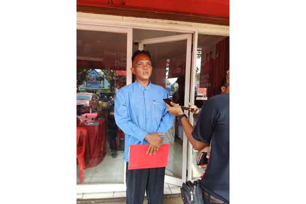 Tukang Galon dan Air...