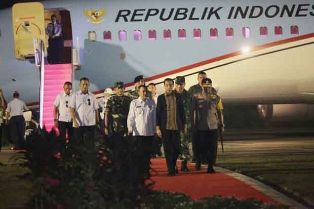 Presiden Jokowi Tinjau...