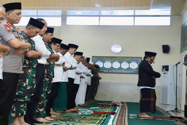 Panglima TNI Bersama...