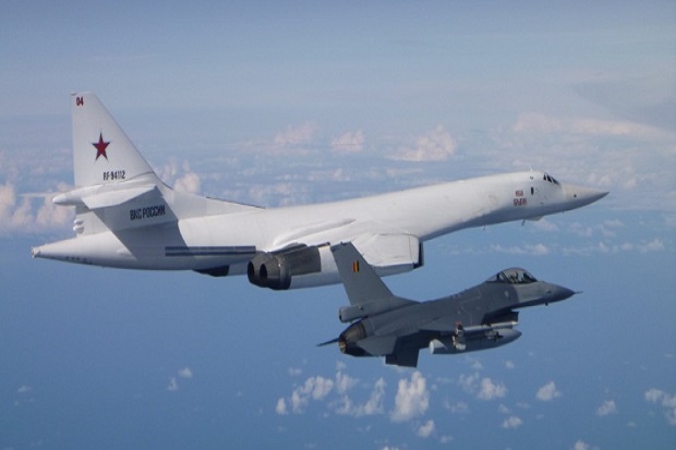 Dua Bomber Tu-160 Rusia...