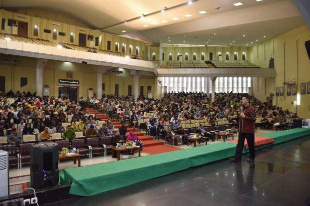 Wali Kota Jambi Fasha...