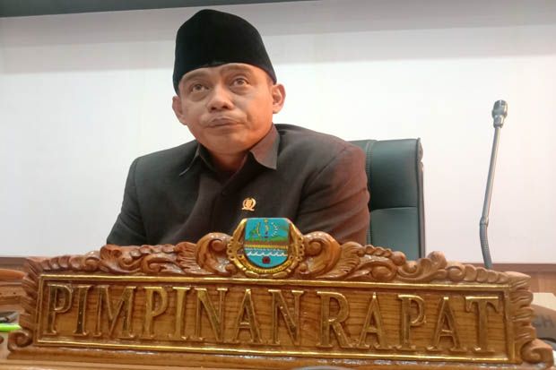 Alat Kelengkapan Dewan...