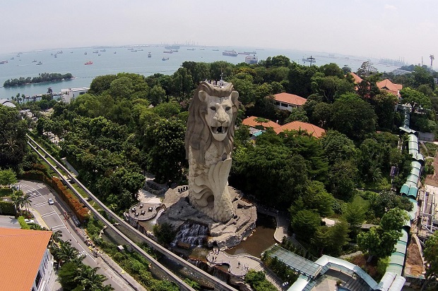 Merlion, Patung Ikonik...