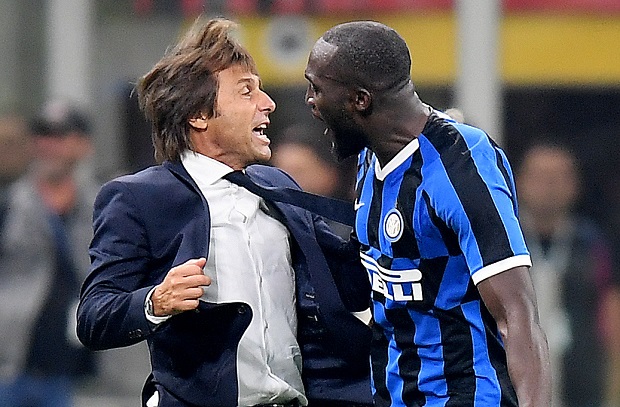 Permalukan Milan, Conte:...