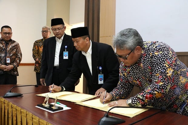 PT Pertamina Gandeng...