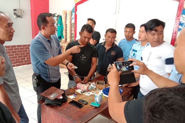Bawa Sabu ke Rutan Sungaipenuh,...