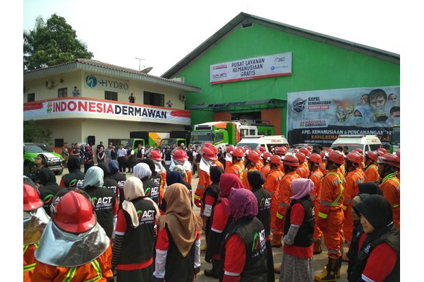 ACT Kirim Ribuan Ton...