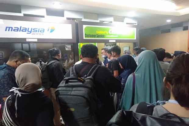 Penerbangan Batal karena...