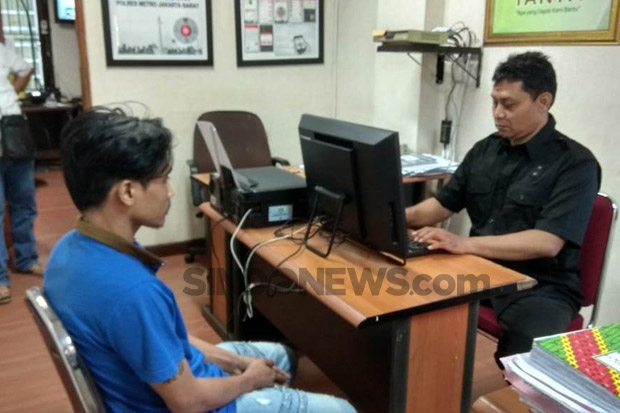 Sasar Masyarakat Bawah,...