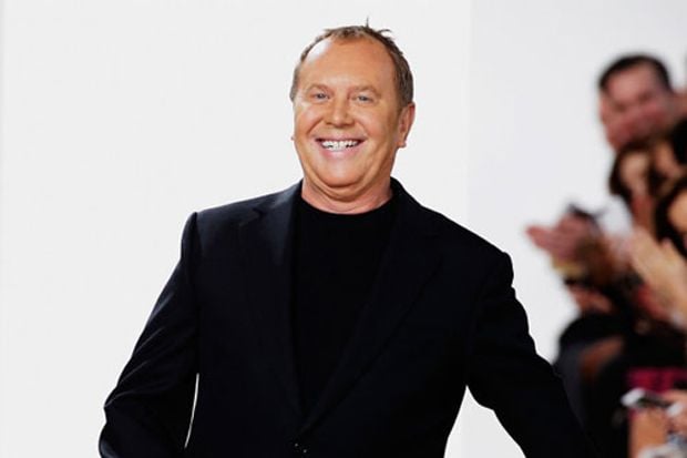 Michael Kors Ubah Butik...