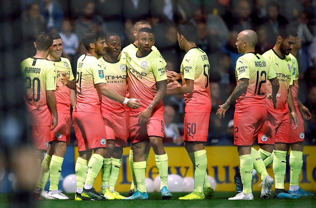 Manchester City Mengamuk...