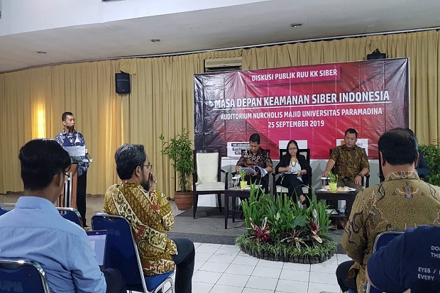 Keamanan Siber Tanggung...