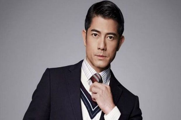 Per Bulan, Aaron Kwok...