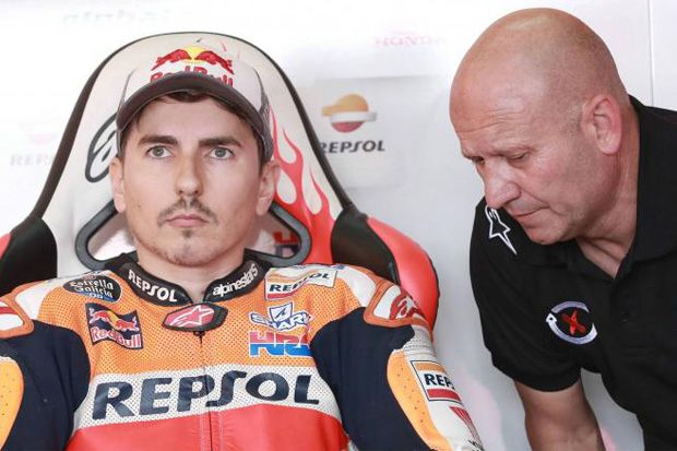 Pertolongan Tim Repsol...