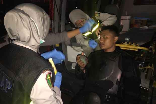 65 Polisi Terluka saat...