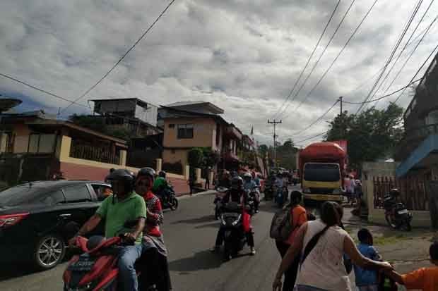 Gempa Bumi 6,8 Skala...