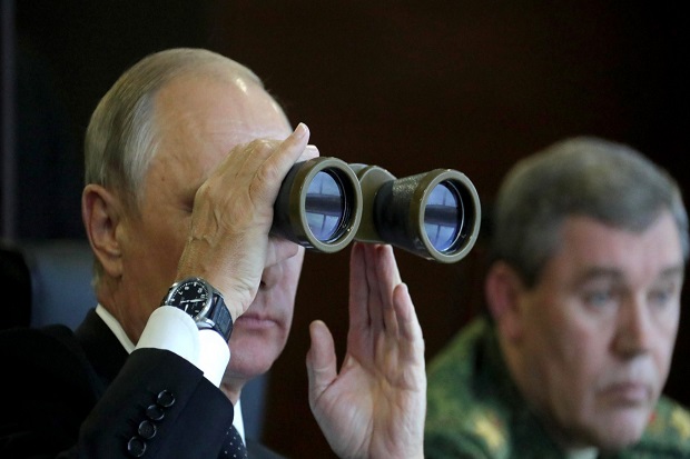 Putin Desak NATO Hentikan...