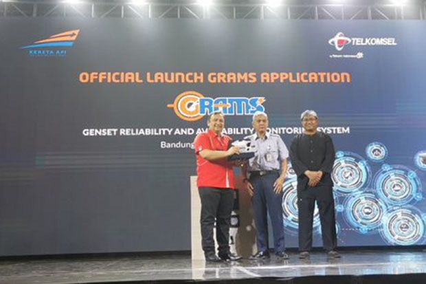 IoT Telkomsel Perkuat...