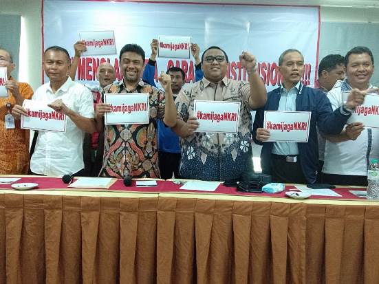 Bertemu Jokowi, Dua...